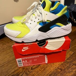 Men’s huarache size 8.5